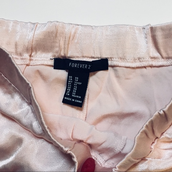 Silk Ruffle Shorts - Picture 3 of 4